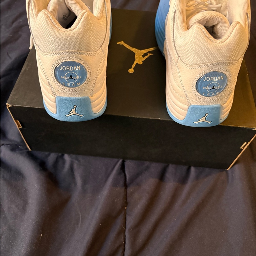 Jordan Sneakers in White and Blue size 11 - Picture 5 of 10